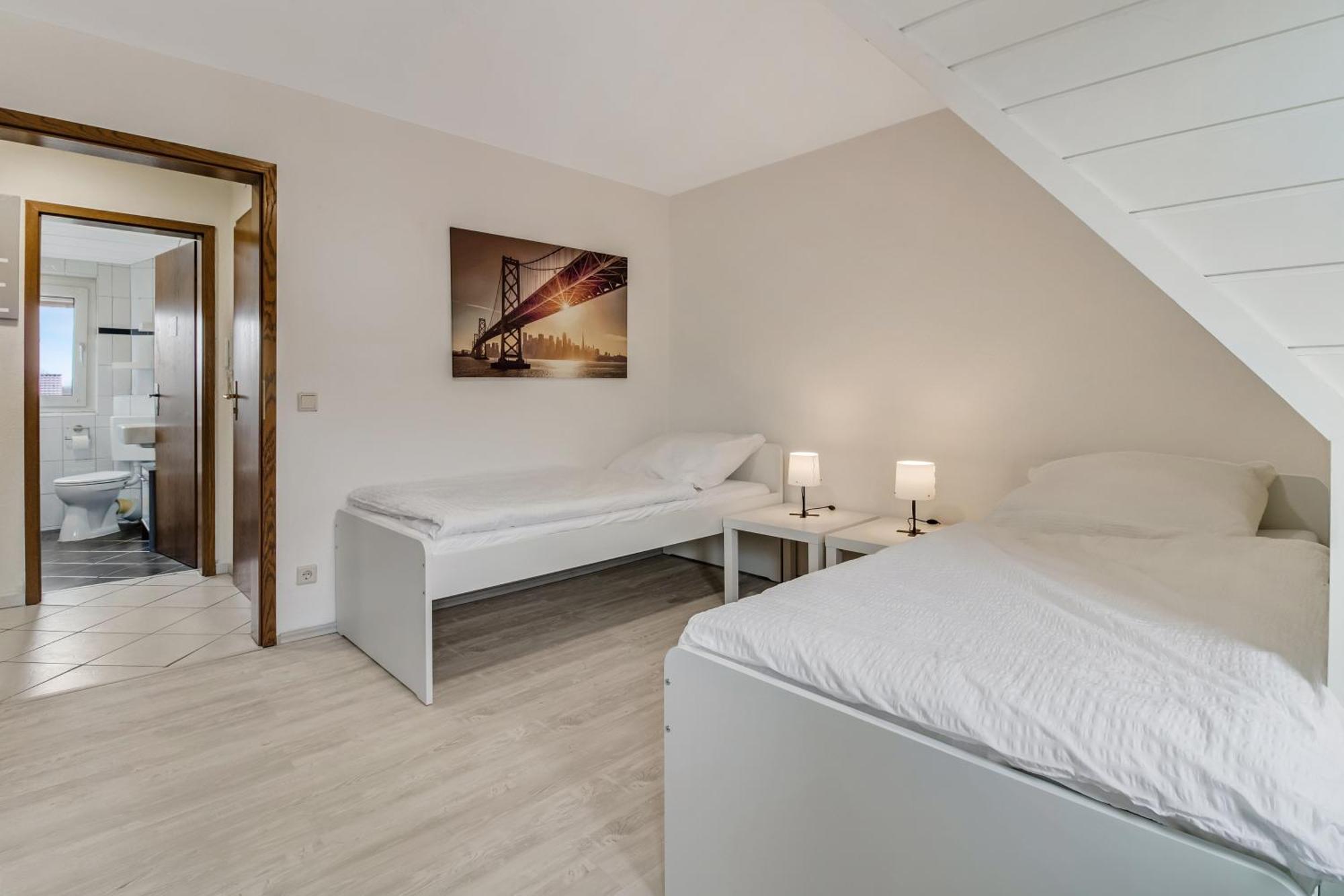 Apartment Mit Balkon In